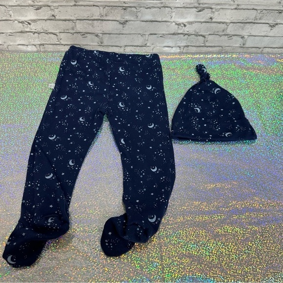 Just Born 6/9 Months 3 Piece Sleep Set Top Bottoms Hat Infant Pajamas NEW - Picture 4 of 8